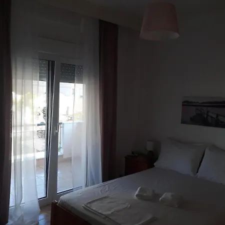 Apartman The Pearl Néa Péramos