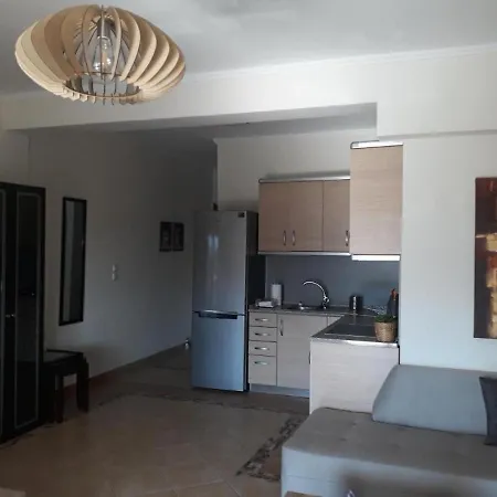 Apartment The Pearl Nea Peramos (Macedonia)